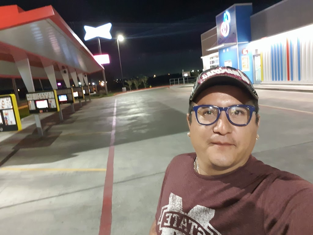 Sonic Drive-In | restaurant | 2010 W Las Milpas Rd, Pharr, TX 78577, USA | 9562585711 OR +1 956-258-5711