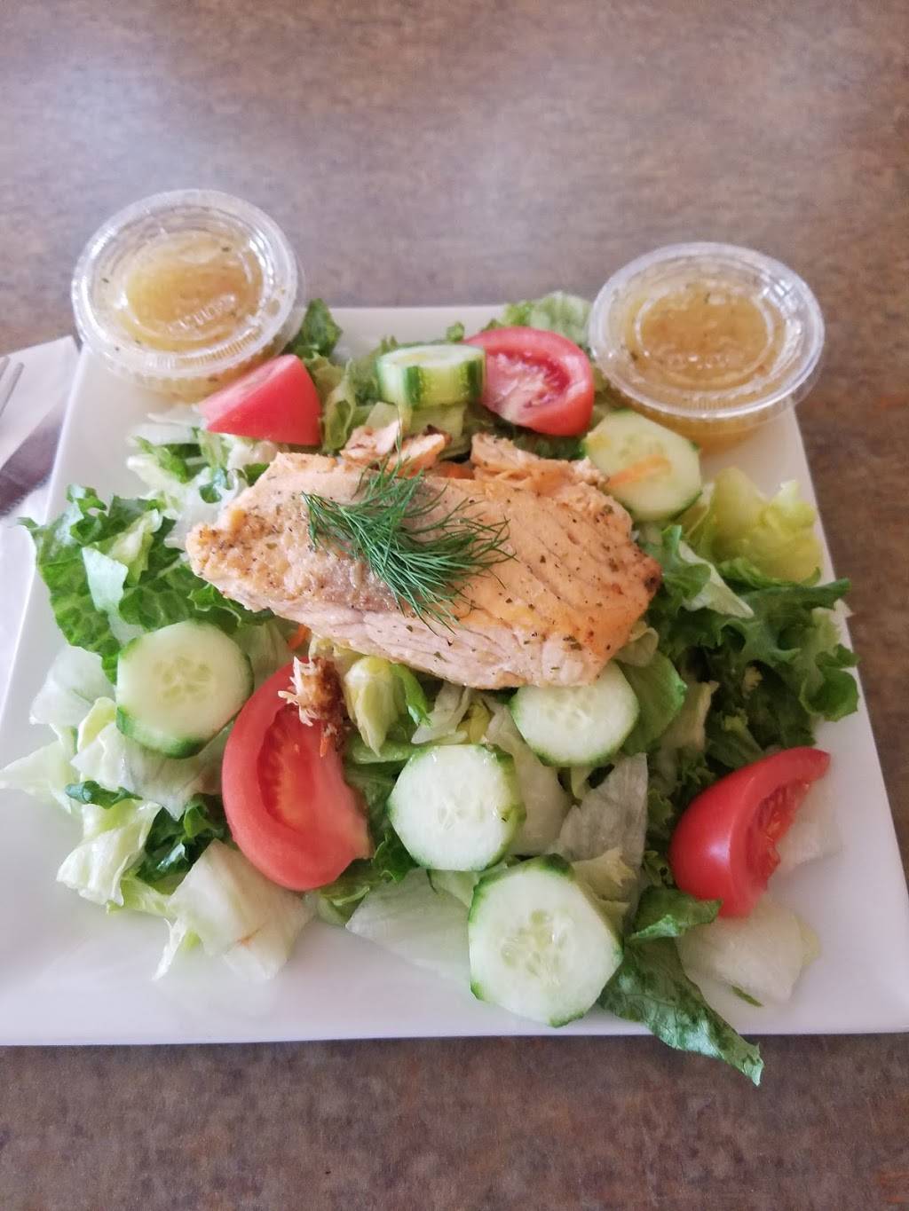 Mikes Pizza | restaurant | 1560 Post Rd, Fairfield, CT 06824, USA | 2032552292 OR +1 203-255-2292