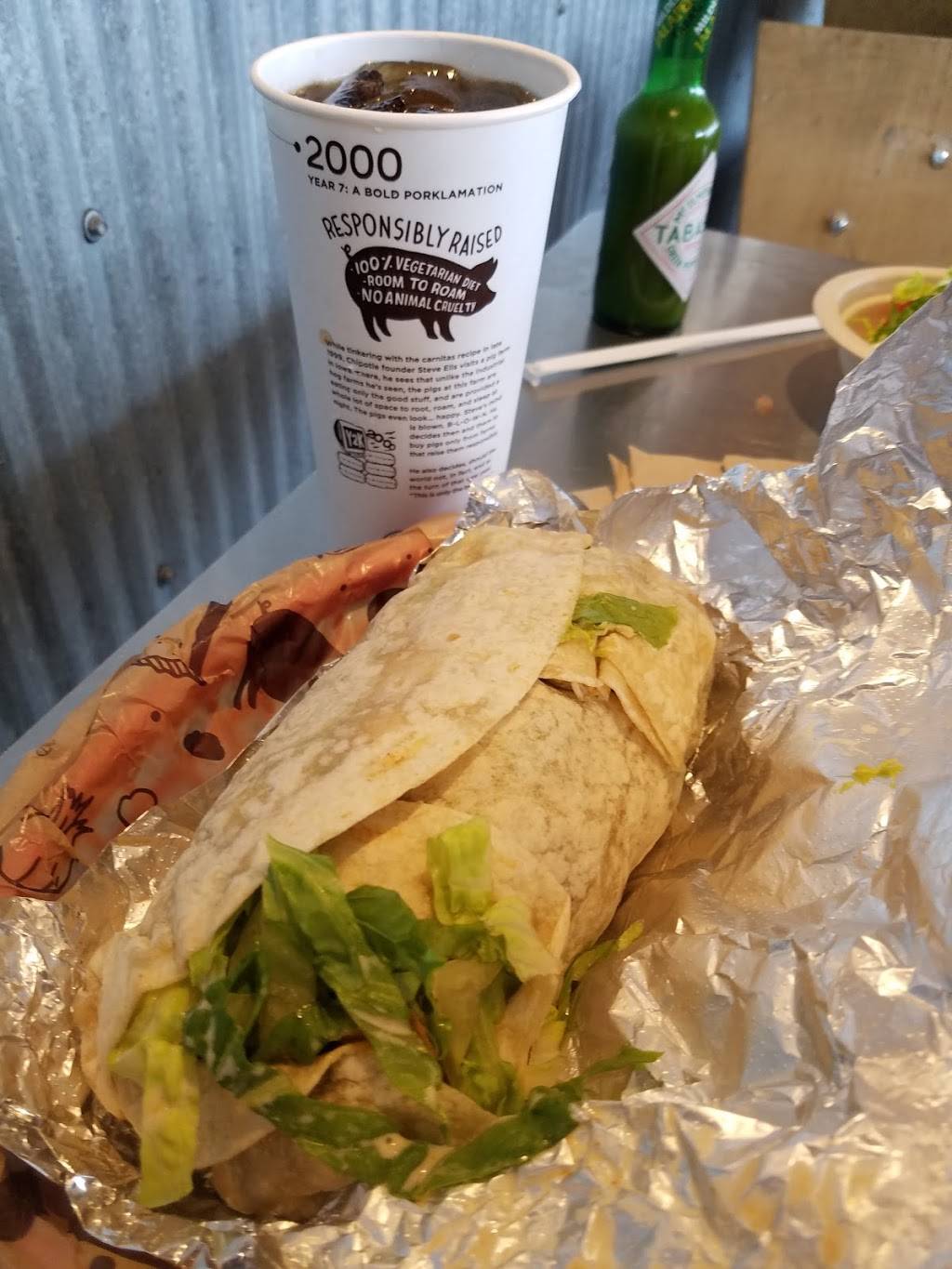 Chipotle Mexican Grill | restaurant | 2743 N Elston Ave, Chicago, IL 60647, USA | 7736610250 OR +1 773-661-0250