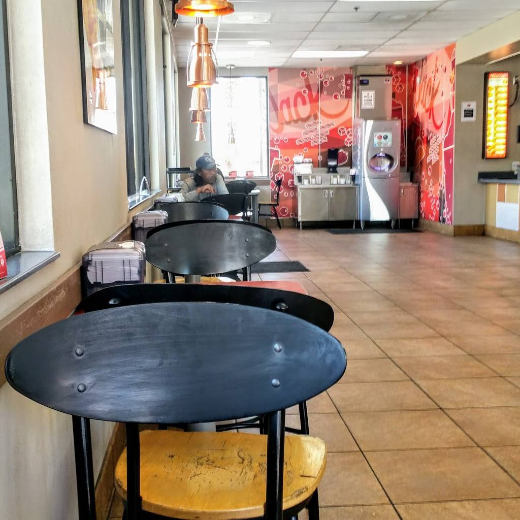 Jack in the Box | restaurant | 694 S Palm Canyon Dr, Palm Springs, CA 92264, USA | 7604162543 OR +1 760-416-2543