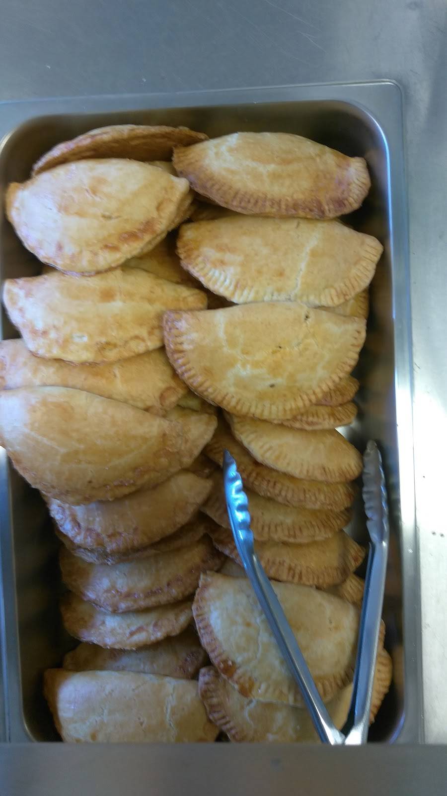 Fil-Am Mart And Fast Food Restaurant | restaurant | 1734 Oak Tree Rd, Edison, NJ 08820, USA | 7322439856 OR +1 732-243-9856