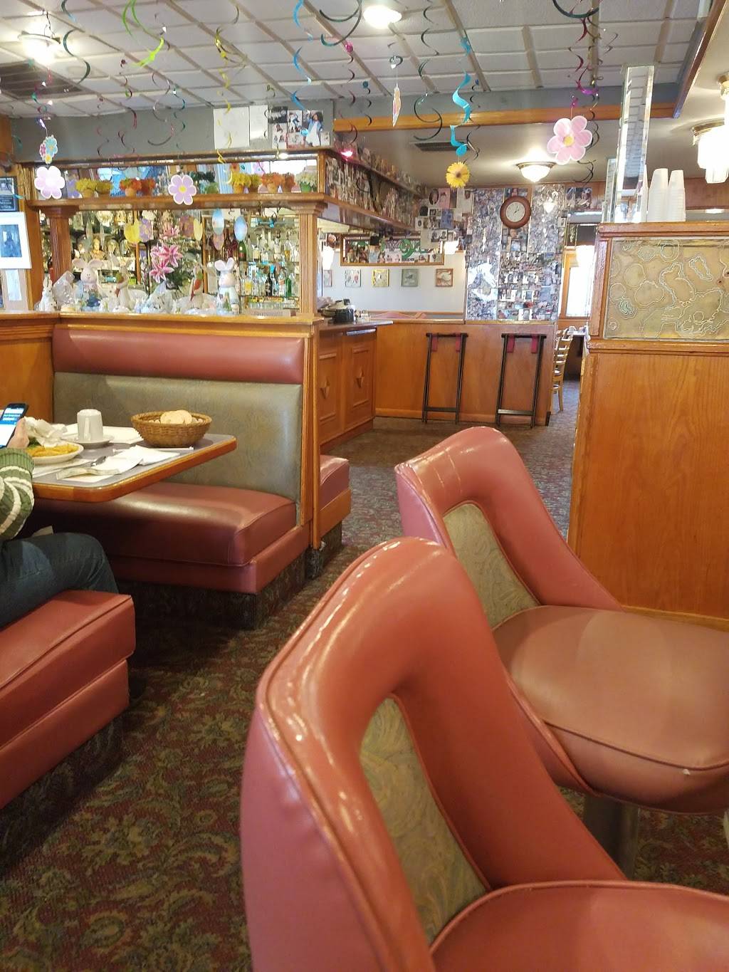 Teds Family Restaurant | restaurant | 580 Burnham Ave, Calumet City, IL 60409, USA | 7088621230 OR +1 708-862-1230