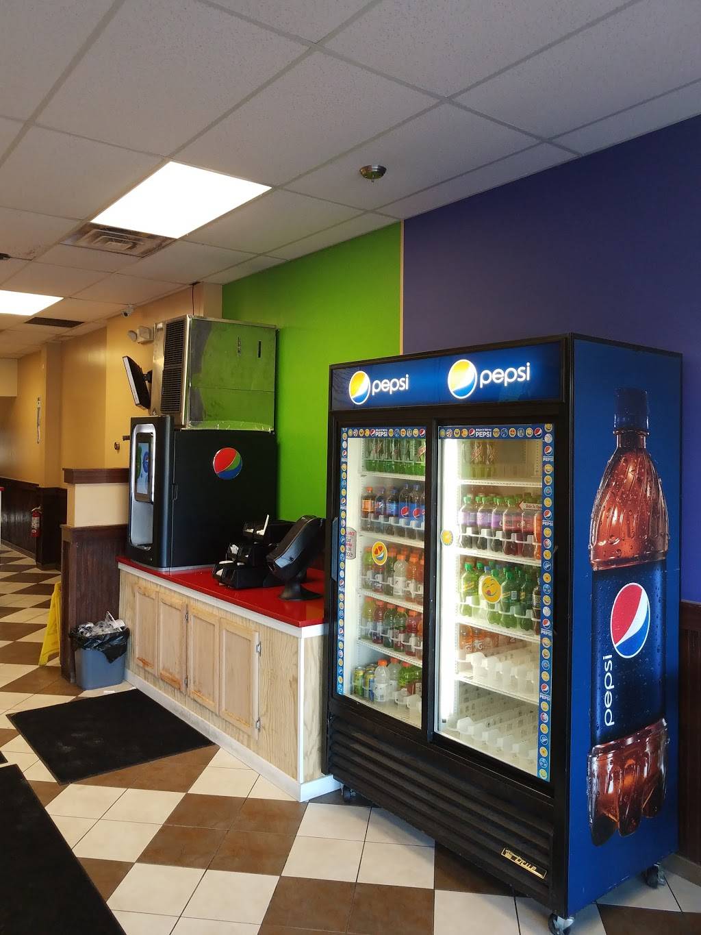 Jordans Fish, Chicken & Gyros | meal takeaway | 7534 Shadeland Ave, Indianapolis, IN 46250, USA | 3175791400 OR +1 317-579-1400