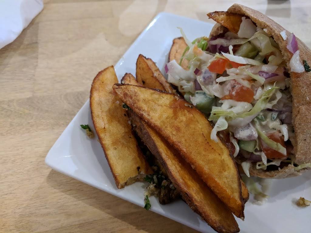 MEZE 119 | restaurant | 119 2nd St N, St. Petersburg, FL 33701, USA | 7274988627 OR +1 727-498-8627