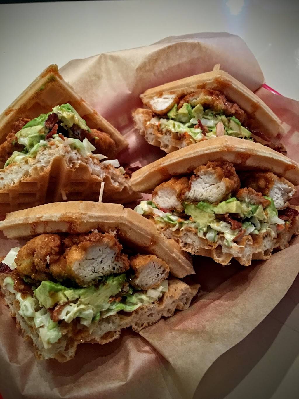 qrious palate | restaurant | 955 E Anaheim St, Long Beach, CA 90813, USA | 5625995088 OR +1 562-599-5088