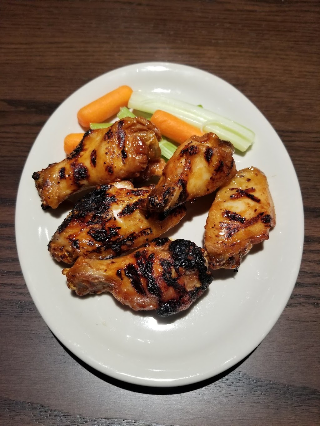 Lux American Grill - Papillion | restaurant | 9839 S 96th St #105, Papillion, NE 68046, USA | 4025056999 OR +1 402-505-6999