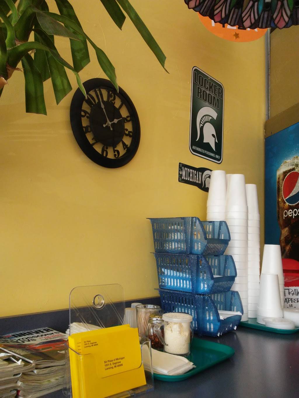 Sir Pizza-West Lansing | restaurant | 6418 W St Joseph Hwy, Lansing, MI 48917, USA | 5173232833 OR +1 517-323-2833