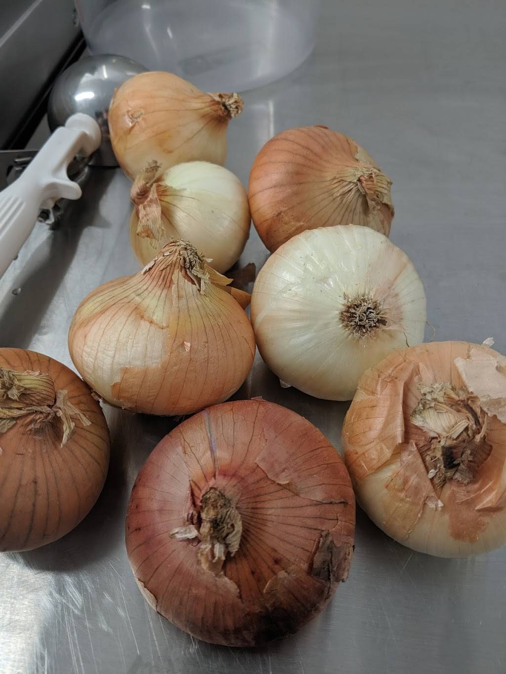 Red Wolff Kitchen | restaurant | 144 Hemlock Dr, Bakersville, NC 28705, USA | 8286889332 OR +1 828-688-9332