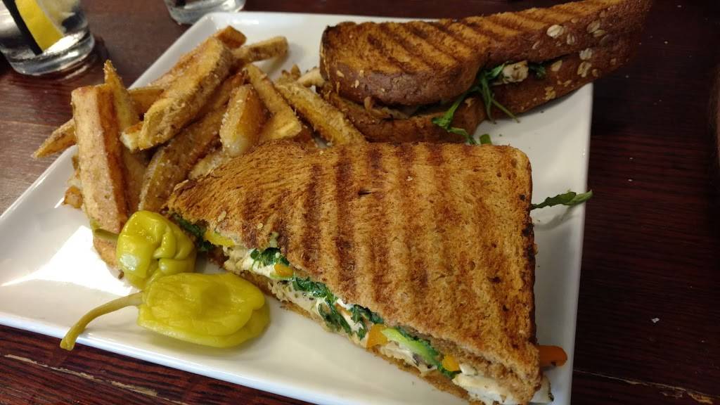 Napolis Italian Cafe | cafe | 309 S Main St, Grapevine, TX 76051, USA | 8173100385 OR +1 817-310-0385