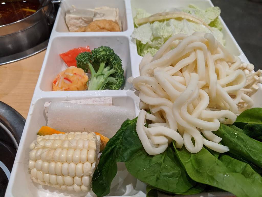 Mumu Hot Pot | restaurant | 1099 Foster Square Ln #135, Foster City, CA 94404, USA | 6502421945 OR +1 650-242-1945