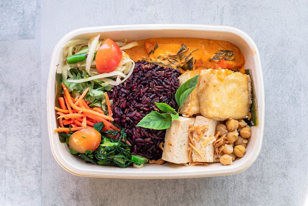 Basil the Bold | restaurant | 90 Charter Oak Ave, San Francisco, CA 94124, USA | 4844836455 OR +1 484-483-6455