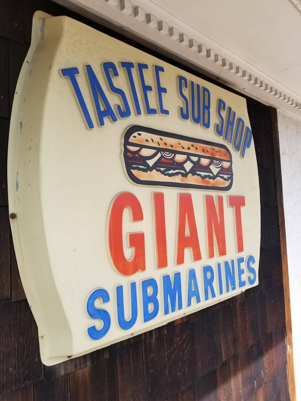 Tastee Sub Shop II | restaurant | 3087 NJ-27, Franklin Park, NJ 08823, USA | 7324221212 OR +1 732-422-1212