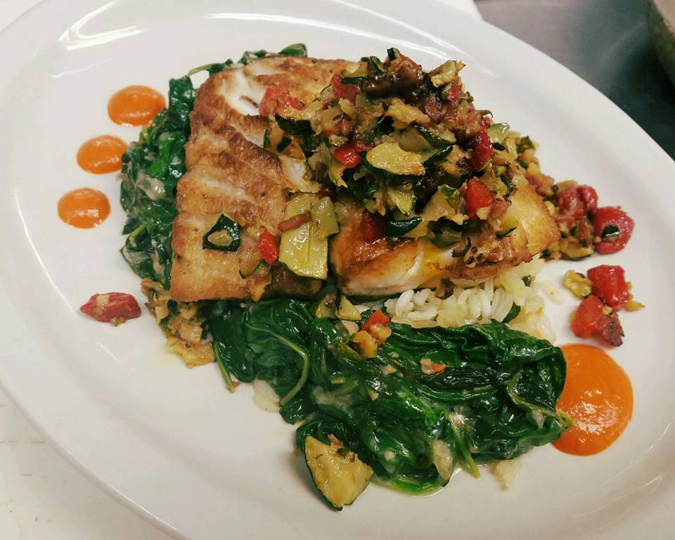 Makris Lobster & Steak House | restaurant | 354 Sheep Davis Rd, Concord, NH 03301, USA | 6032257665 OR +1 603-225-7665