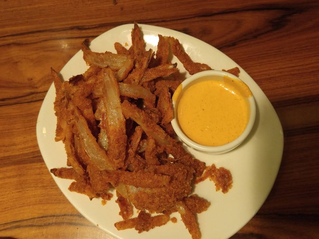 Outback Steakhouse | restaurant | 28 Windigrove Dr, Waynesboro, VA 22980, USA | 5409410087 OR +1 540-941-0087