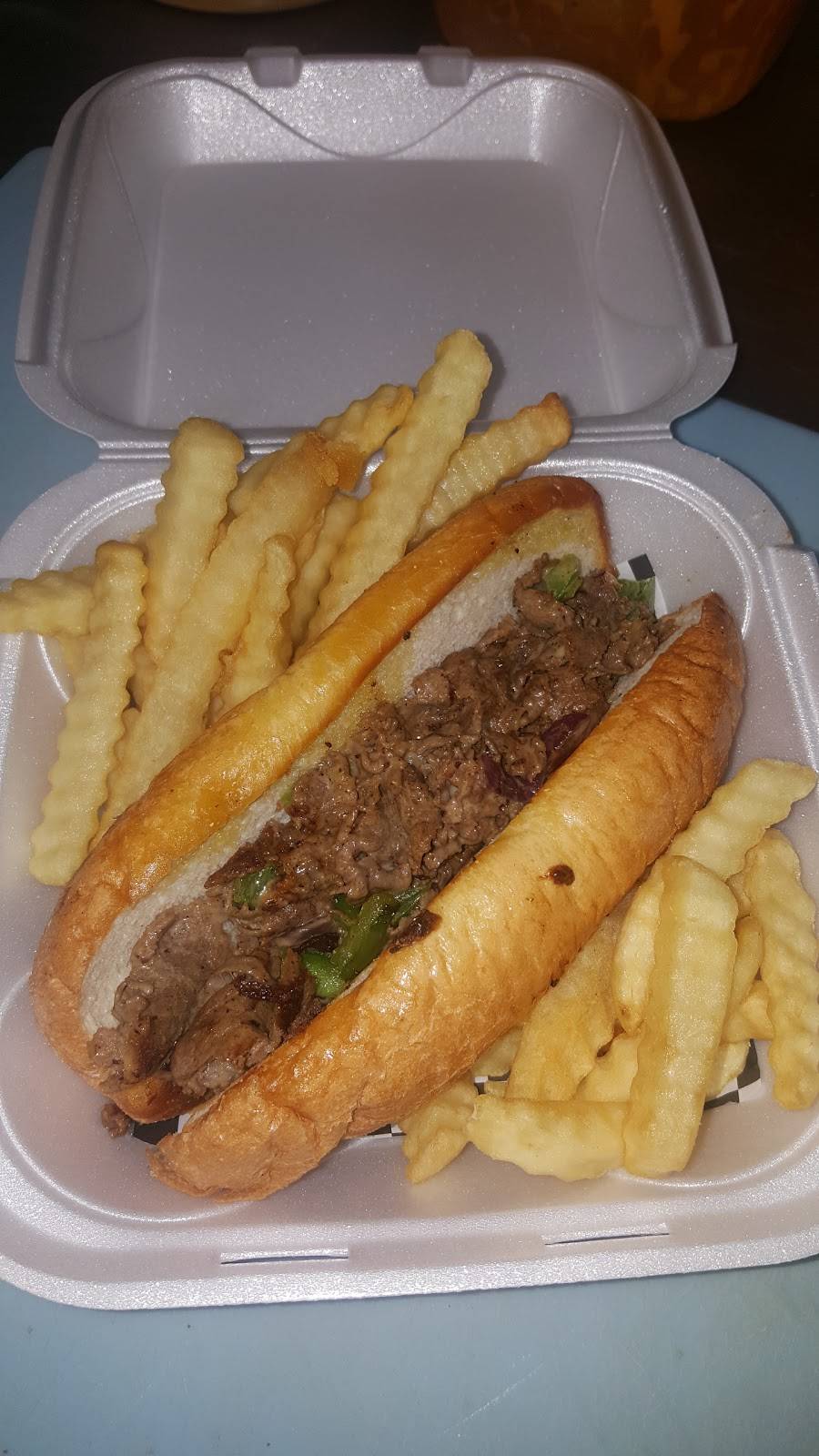 Charlie Ds & Son Catfish | restaurant | 3123 Swope Pkwy, Kansas City, MO 64130, USA | 8169243474 OR +1 816-924-3474