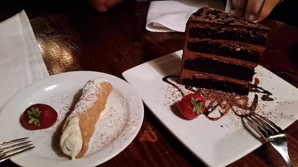 Fratellos Italian Tavern | restaurant | 1050 E Montague Ave, Charleston, SC 29405, USA | 8435545021 OR +1 843-554-5021