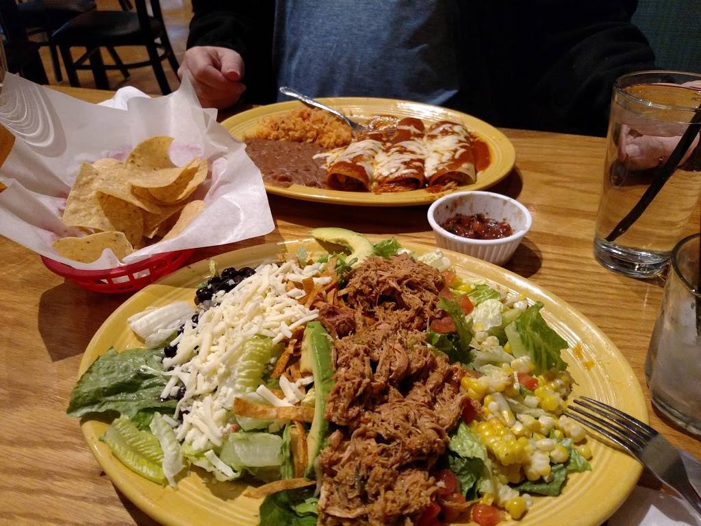 Miguels Cantina | restaurant | 13635 23 Mile Rd, Shelby Charter Twp, MI 48315, USA | 5862474400 OR +1 586-247-4400