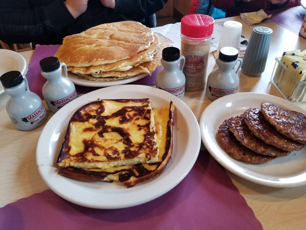 Davenport Maple Farm Restaurant | restaurant | 111 Tower Rd, Shelburne Falls, MA 01370, USA | 4136252866 OR +1 413-625-2866
