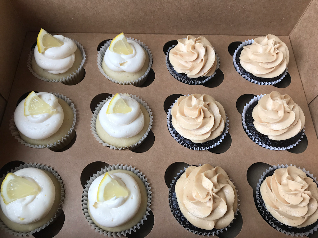 Polinas Cupcakery | restaurant | 13501 Windy Meadow Ln, Silver Spring, MD 20906, USA | 2404827368 OR +1 240-482-7368