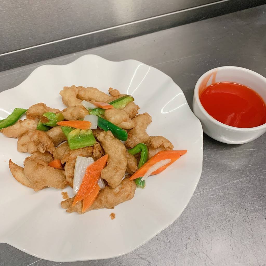 Iron Wok | restaurant | 33 Rector St, Bryson City, NC 28713, USA | 8284889553 OR +1 828-488-9553