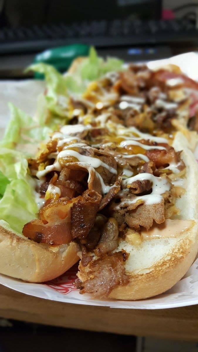 Charleys Philly Steaks | restaurant | 4545 La Jolla Village Dr, San Diego, CA 92122, USA | 8583529648 OR +1 858-352-9648