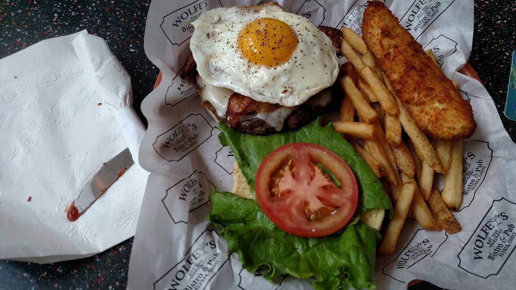 Wolfeys Bistro and Pub | restaurant | 1069 E Broad St, Elyria, OH 44035, USA | 4403659002 OR +1 440-365-9002