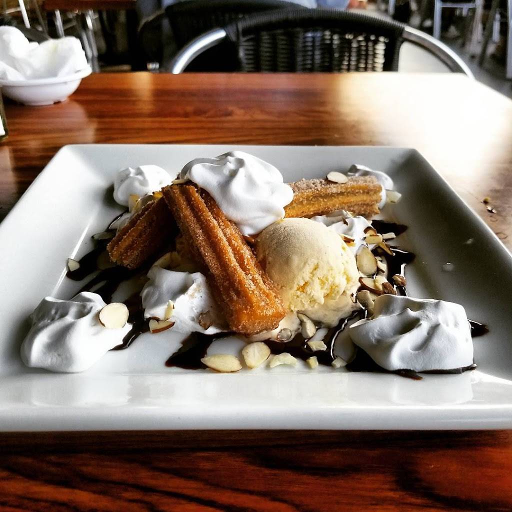 Mannys Lakewood | restaurant | 6465 E Mockingbird Ln, Dallas, TX 75214, USA | 2148241616 OR +1 214-824-1616