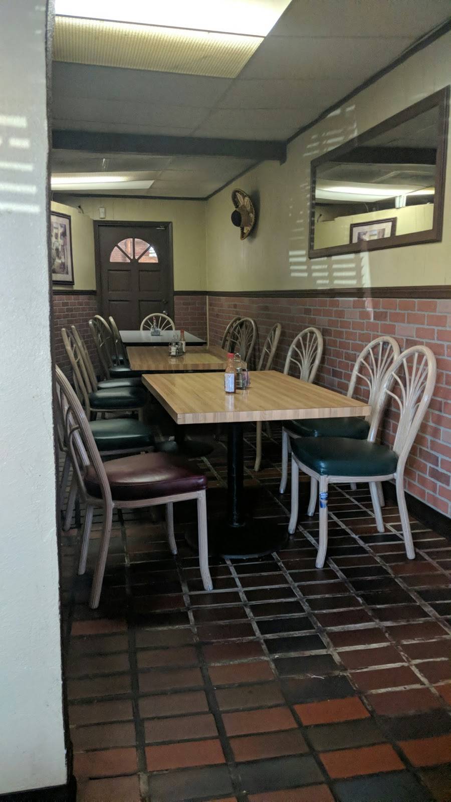 Speedy Joes | restaurant | 40205 10th St W, Palmdale, CA 93551, USA | 6612669625 OR +1 661-266-9625