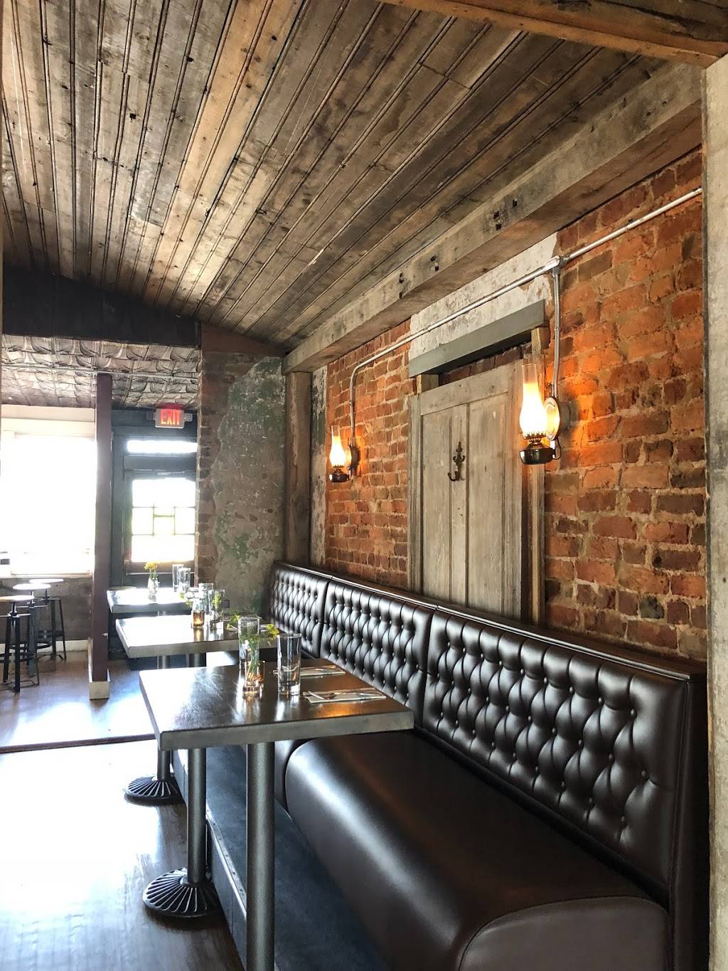 Tavern & Grocery | restaurant | 333 W Main St, Charlottesville, VA 22903, USA | 4342937403 OR +1 434-293-7403