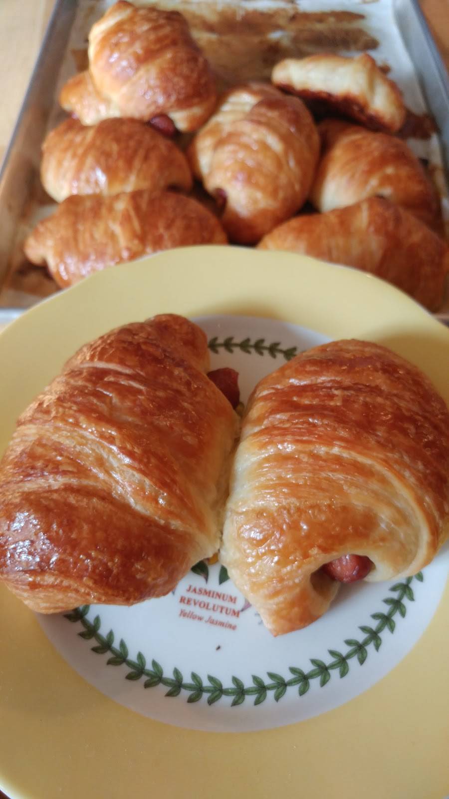 BNB DONUT | bakery | 2646 William D Tate Ave, Grapevine, TX 76051, USA | 8172034251 OR +1 817-203-4251