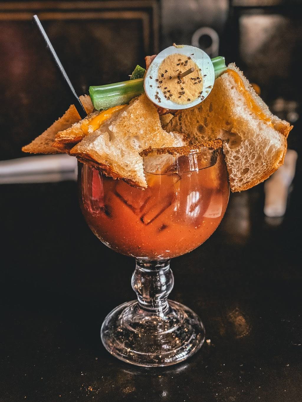 Hibernian Pub | restaurant | 311 Glenwood Ave, Raleigh, NC 27603, USA | 9198332258 OR +1 919-833-2258