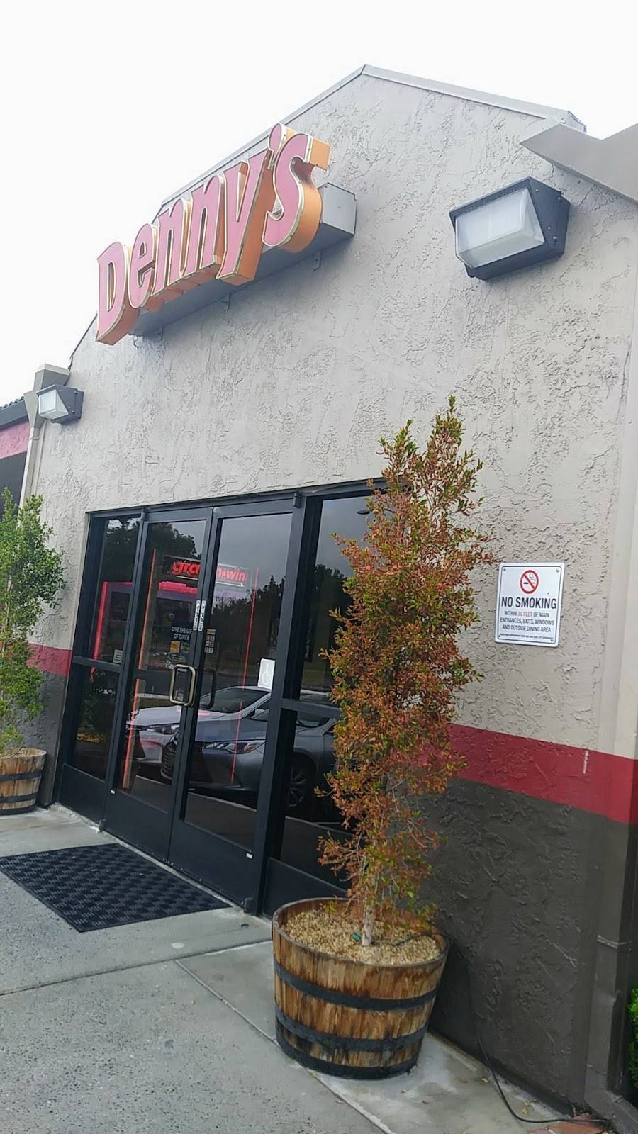 Dennys | restaurant | 1140 Hillsdale Ave, San Jose, CA 95118, USA | 4082666299 OR +1 408-266-6299