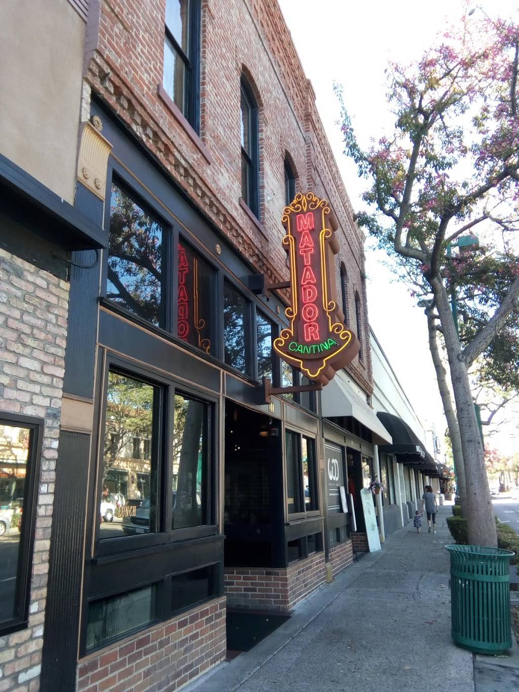 Matador Cantina | restaurant | 111 N Harbor Blvd, Fullerton, CA 92832, USA | 7148718226 OR +1 714-871-8226