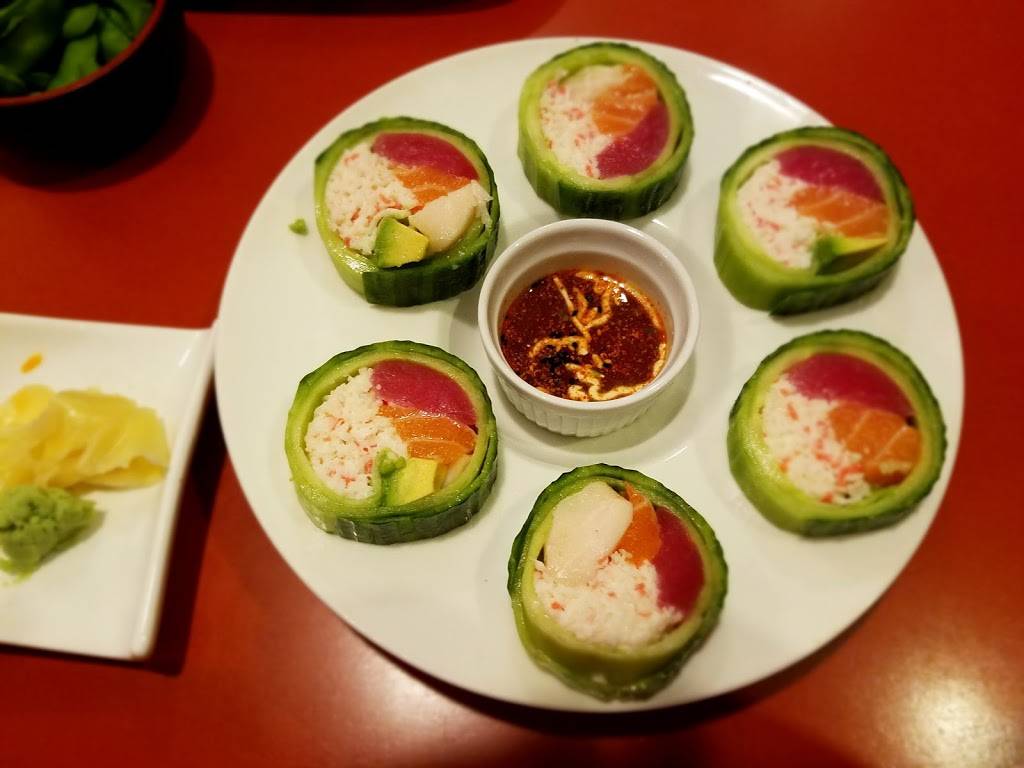 Papa Sushi | restaurant | 2281 N Texas St, Fairfield, CA 94533, USA | 7076732594 OR +1 707-673-2594