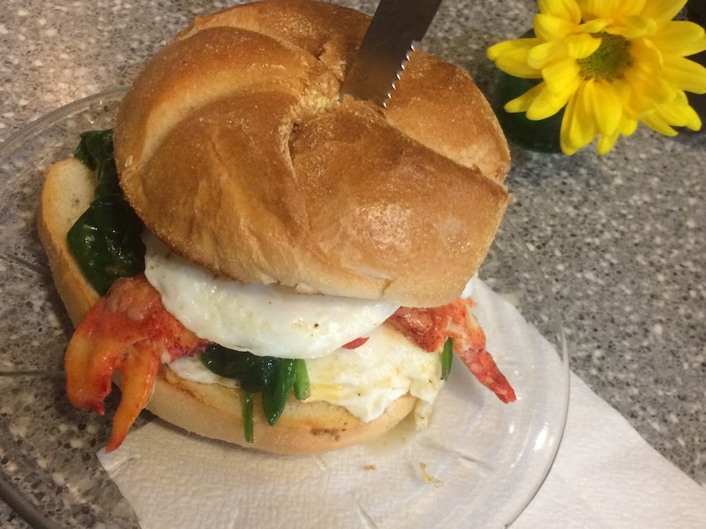 The Villager | restaurant | 13 Main St, Chester, CT 06412, USA | 8603223114 OR +1 860-322-3114