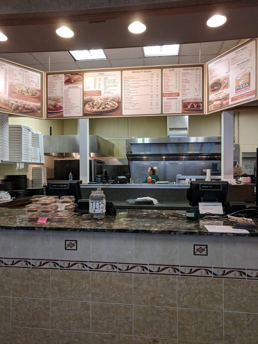 Pizza Spinners | restaurant | 54 Calef Hwy #12, Lee, NH 03861, USA | 6038683007 OR +1 603-868-3007