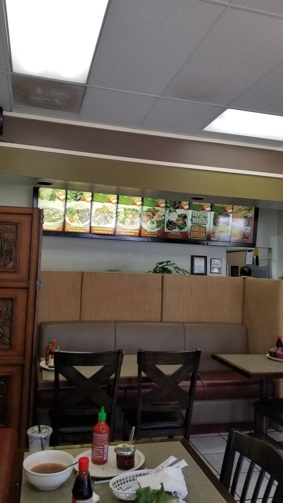 Pho Xpress | restaurant | 650 S Lincoln Ave, Corona, CA 92882, USA | 9513400540 OR +1 951-340-0540