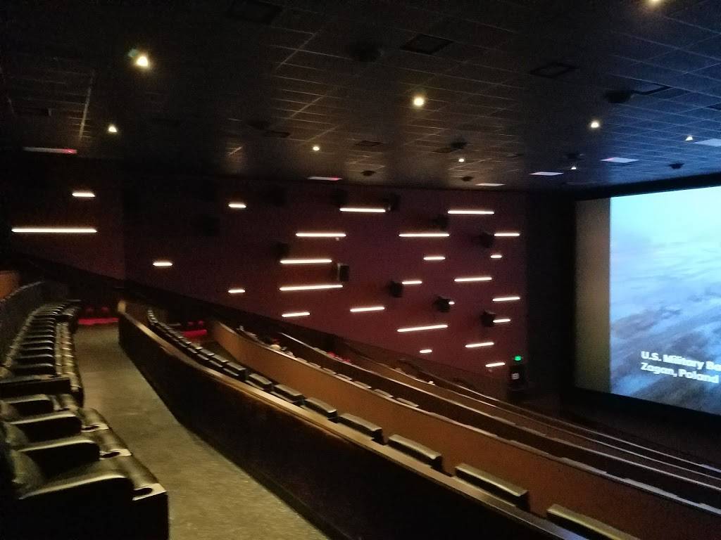 Tinseltown USA | meal takeaway | Hills Mall, 720 W Ring Rd, Layton, UT 84041, USA | 8015464764 OR +1 801-546-4764