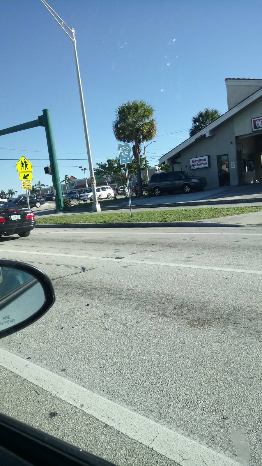 Subway | restaurant | 901 Southern Blvd, West Palm Beach, FL 33405, USA | 5616501680 OR +1 561-650-1680