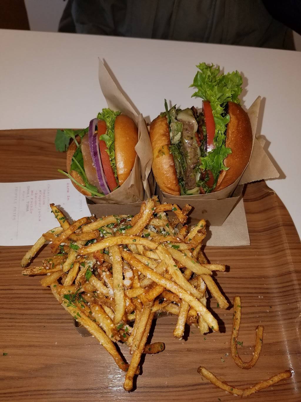 Larkburger Colorado Springs | restaurant | 1904 Southgate Rd, Colorado Springs, CO 80906, USA | 7194666111 OR +1 719-466-6111