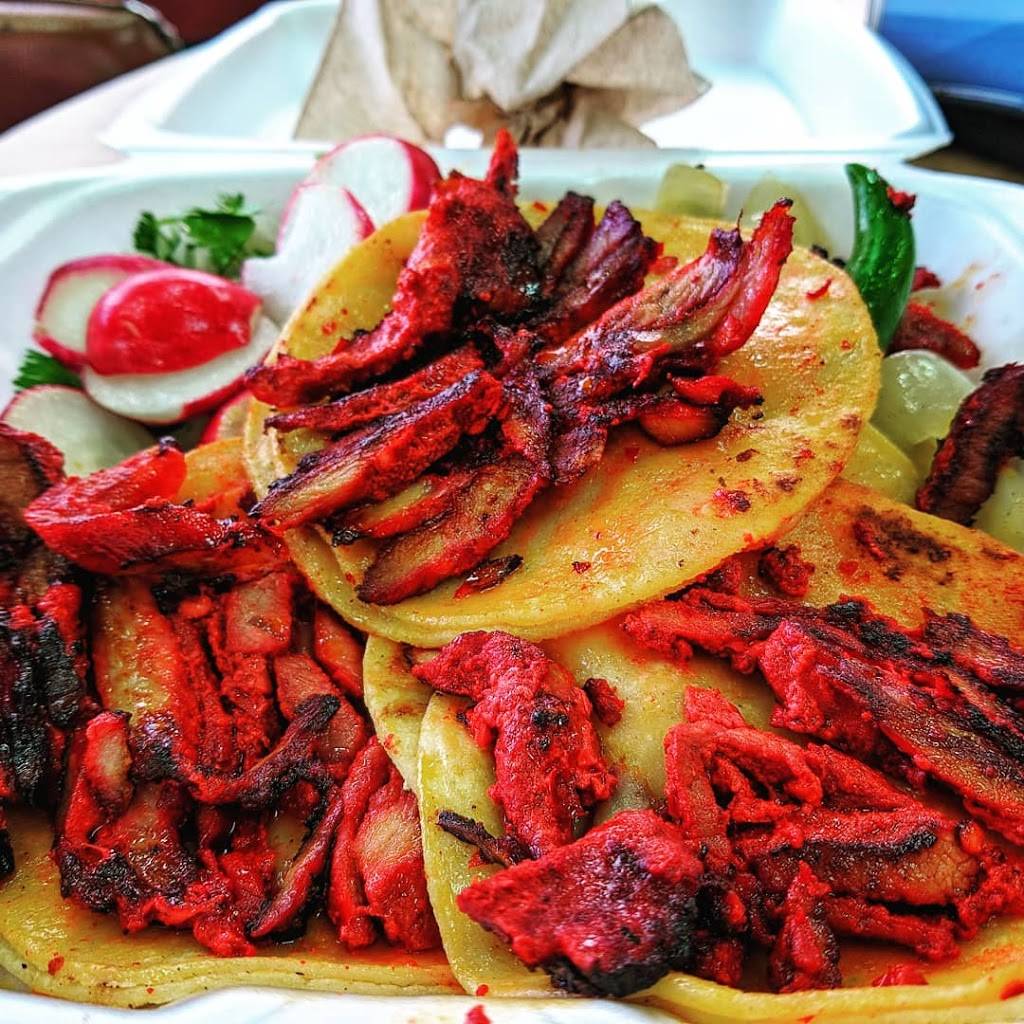 Bachman Tacos & Grill | restaurant | 3311 W Northwest Hwy, Dallas, TX 75220, USA | 2143520010 OR +1 214-352-0010