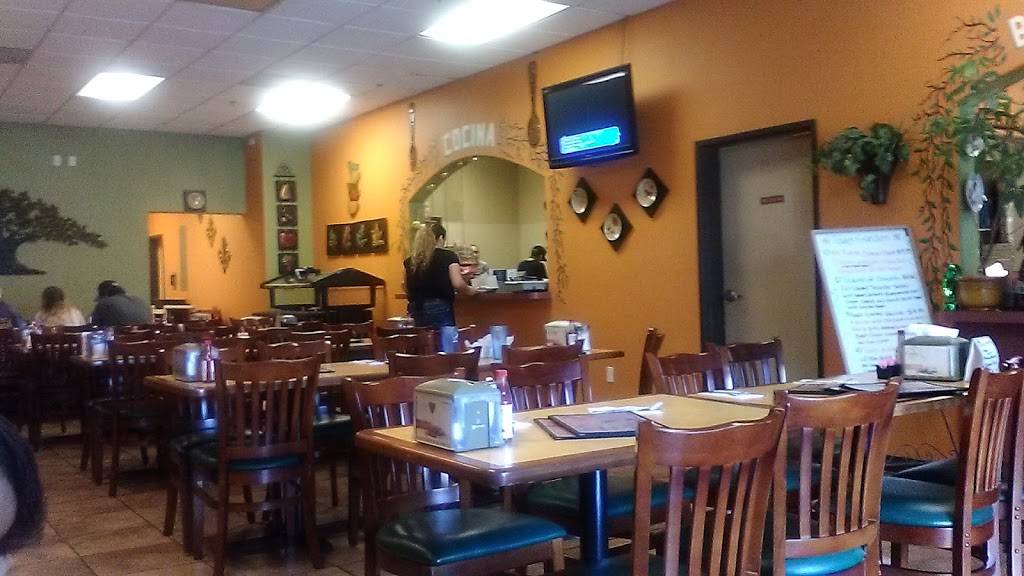 Mi Tierra Taqueria | restaurant | 1900 McHenry Ave, Escalon, CA 95320, USA | 2098387670 OR +1 209-838-7670