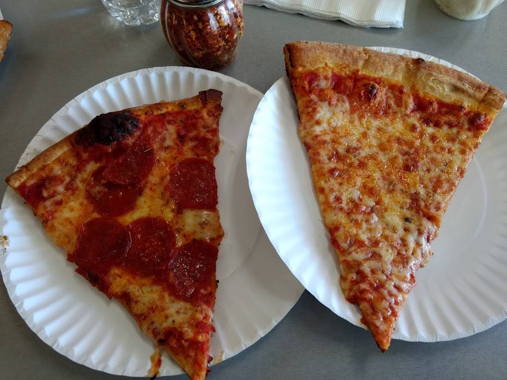 Rennas Pizza Riverplace Shopping Center | restaurant | 11111 San Jose Blvd #12, Jacksonville, FL 32223, USA | 9042922300 OR +1 904-292-2300