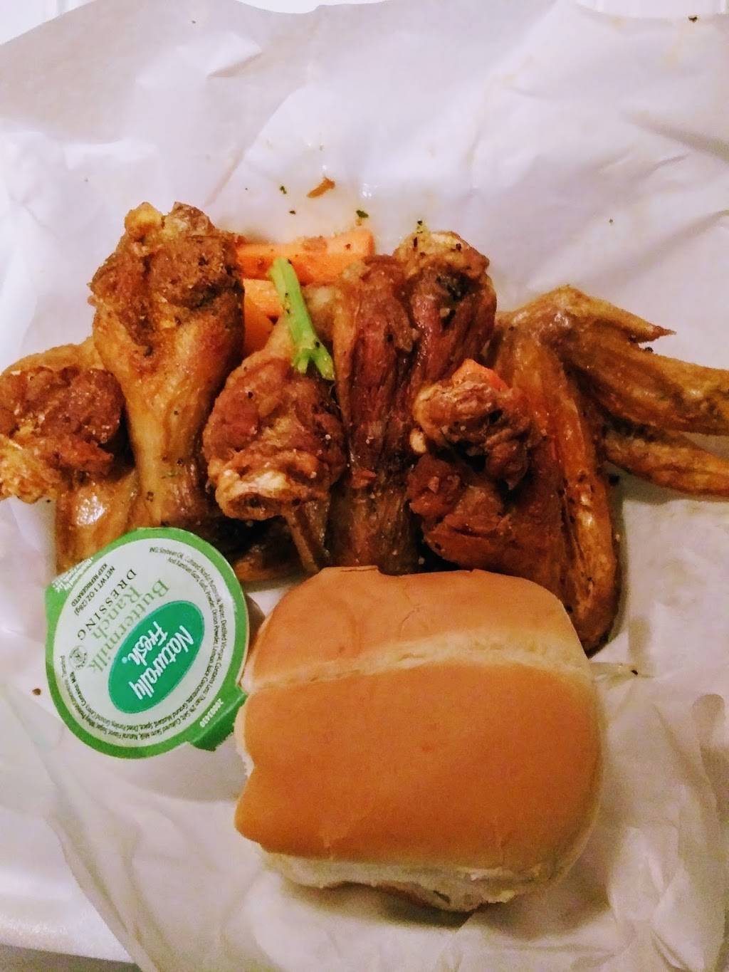 Kingdom Wings, Horn Lake | restaurant | 5842 Goodman Rd, Horn Lake, MS 38637, USA | 6627813331 OR +1 662-781-3331