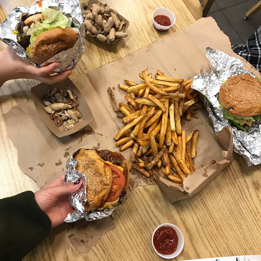 Five Guys | meal takeaway | 34 E Allen St, Castle Rock, CO 80108, USA | 3036631986 OR +1 303-663-1986
