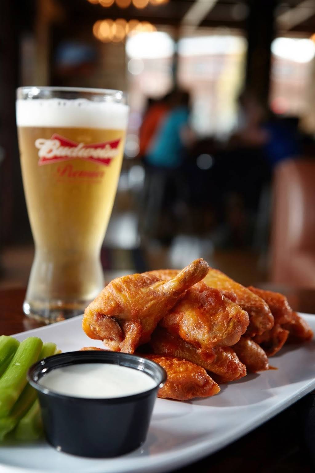 Budweiser Brew House | restaurant | 601 Clark Ave #101, St. Louis, MO 63102, USA | 3142415575 OR +1 314-241-5575