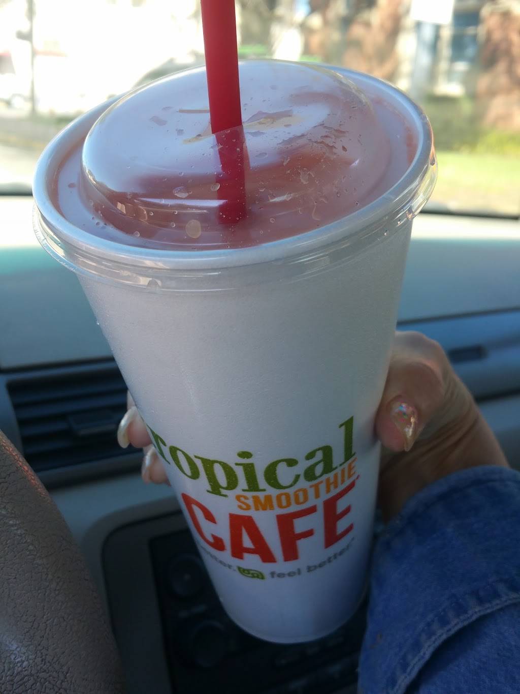 Tropical Smoothie Cafe | restaurant | 2104 Edgewater Dr, Orlando, FL 32804, USA | 4074221112 OR +1 407-422-1112