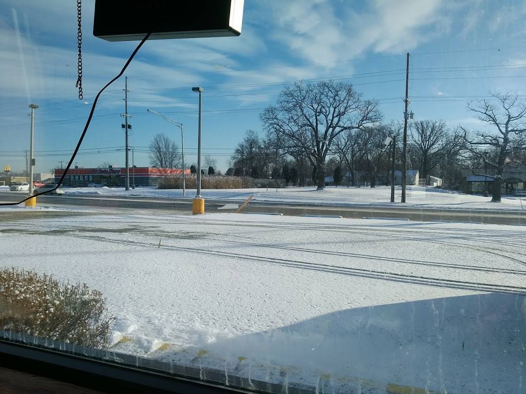 Country pancake house | restaurant | Gary, IN 46410, USA | 2198889858 OR +1 219-888-9858