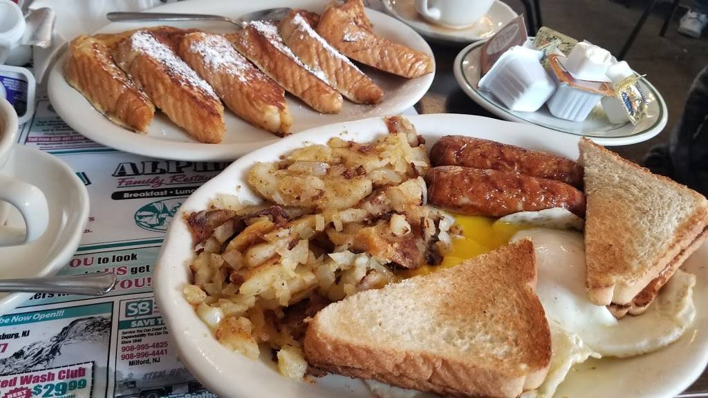 Alpha Family Restaurant | restaurant | 1554 3rd Ave, Alpha, NJ 08865, USA | 9084548871 OR +1 908-454-8871