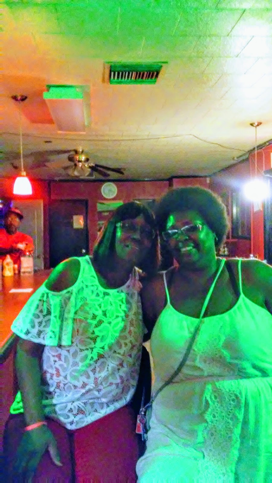 Daddys Place | restaurant | 1209 N Cove Blvd, Panama City, FL 32401, USA | 8502150919 OR +1 850-215-0919